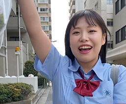 タイトルは「杏夏（木曜日更新！AKNR素人ちゃんねる）(341AKDL-250A)」。AV女優名は鈴音杏夏。