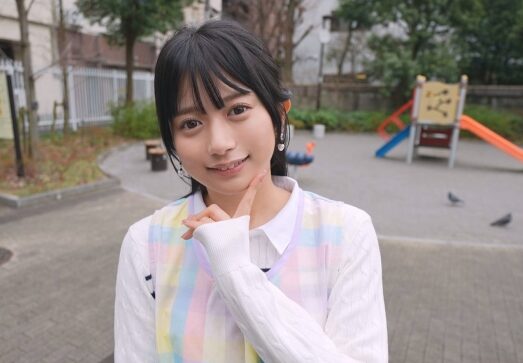 仕事のストレスをオナニーで発散する神ビジュ保育士かりん先生と、初撮り。の女優名は北岡果林ちゃん。
