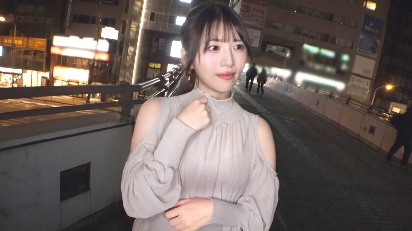 作品名は「退勤後のムレムレマ◯コが疼き出す…「ダメ」と言いつつも電マ×バイブの両刀責めでガチイキ！デカ尻を揺らして浮気チ◯ポに溺れるお姉さんは、見た目は上品で清楚なのに、自ら舌を出してお掃除フ◯ラをかましてくる淫乱娘でしたw マジ軟派、初撮。 2193（200GANA-3253）」。AV女優名は神村さつきちゃん。