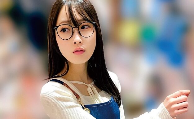 作品名は「M俺の素人-Z-(230OREMO-398)」。女優名は天然美月ちゃん。