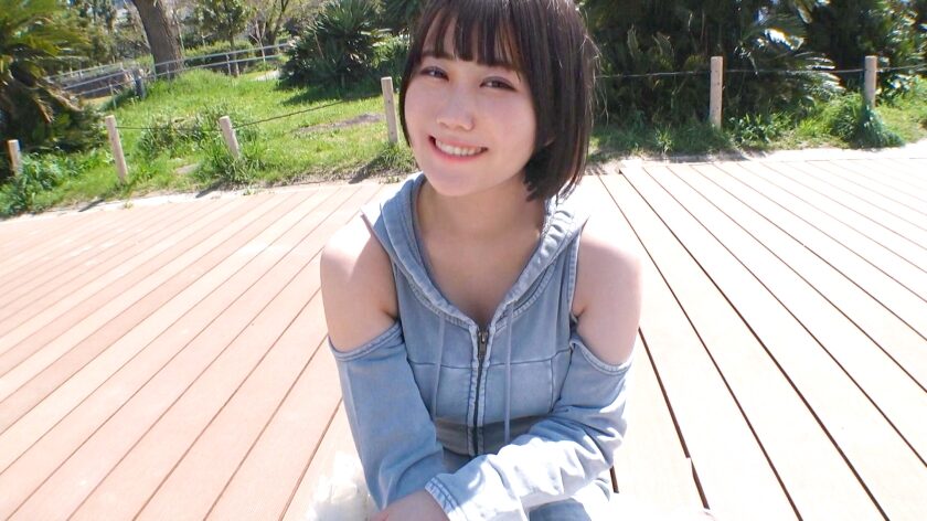 タイトルは「萌え系F乳ランク色白女子大生がオナニーでは我慢しきれず応募してきた！性感帯の乳首は普段チクニーのやり過ぎで始まる前から超勃起乳首！臨戦態勢！むっちりムンムンの色白ヒップがあなたの興奮を誘う！ 【初撮り】ネットでAV応募→AV体験撮影2429(SIRO-5549)」。女優名は天音たお。