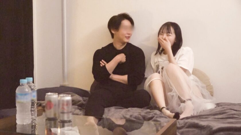 タイトルは「元アイドル×元マネージャーとの不品行セックス！！ クラブ帰り、ほてった身体で互いを求め合う背徳で甘々で胸躍る濃密なひととき。 百戦錬磨のナンパ師のヤリ部屋で、連れ込みSEX隠し撮り416」。女優名は西元めいさ。