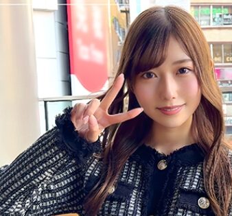 タイトルは「あいみん(23)素人ホイホイZ・素人・ドキュメンタリー・ハメ撮り・美少女・巨乳・美尻・潮吹き・顔射・個人撮影(420HOI-374)」。AV女優名は逢沢みゆ。