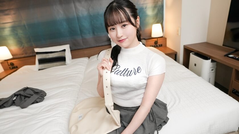 タイトルは「【癒し笑顔×ドMギャップ】明るく元気な看護学生、スイッチ入ったら止まらない…！ マジ軟派、初撮。2226（200GANA-3288）」。AV女優名は川上しずく。