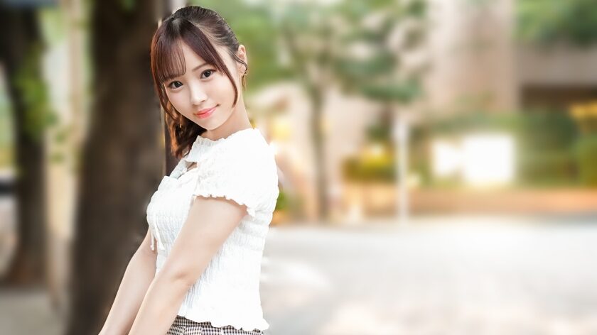 タイトルは「童顔美少女が隠し持っていた最終兵器デカチクビ！飛び出す潮はスプリンクラー！それをもってしても男の猛りの炎は鎮火できない！！ 【初撮り】ネットでAV応募→AV体験撮影 2468(SIRO-5593)」。AV女優名は渡来ふう。