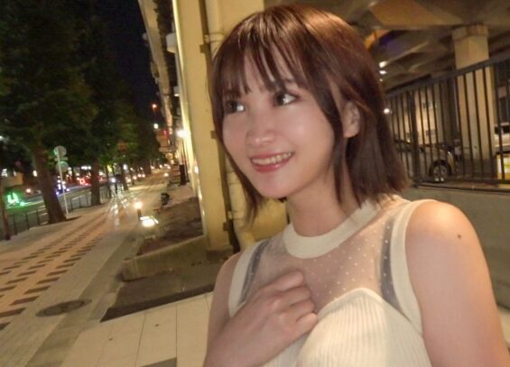 タイトルは「個撮ナンパ」魔美女!イラマで涎垂らしながらのアヘ顔がとても可愛いんです!!AV女優名は音琴るい。