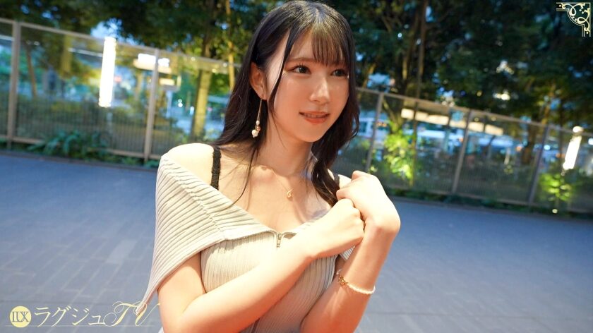 タイトルは「ぐちゃぐちゃにシて下さい」身長170cmバスト90cmHカップ美女。高嶺の花の正体は、とにかくグチャグチャにイカされたい変態ドM。止まらない潮吹きと涎にまみれながら爆乳揺らしてイキまくる。【助手席で潮吹く女】 ラグジュTV1855(259LUXU-1867)。AV女優名は福原みな。
