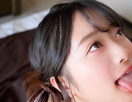 タイトルは「かほ(20)朝から敏感な美少女と中出しSEX(229SCUTE-1543)」。女優名は花守夏歩。