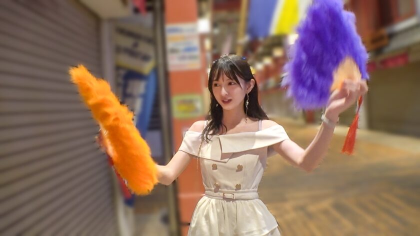 タイトルは、会ったら一目惚れ確定美少女発見！マッチングアプリ帰りの彼女の爆発した性欲にこちらが押される始末www 潮吹き洪水を披露してもらい、最高のエンディングを迎えた！ マジ軟派、初撮。 2251（200GANA-3309）。AV女優名は幸村泉希。