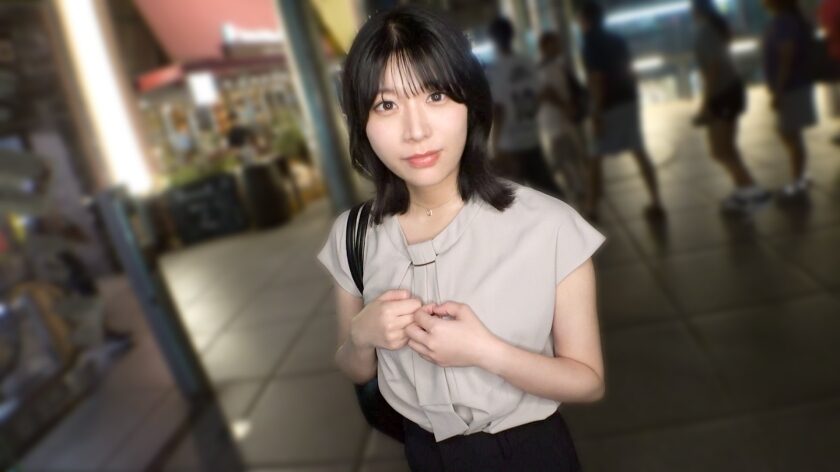 タイトルは「新橋でナンパした高身長高め美女をホテルに連れ込み、セックスパーティーを繰り広げてしまったwww 仕事と家事もできるのに、なんでこんな女性がお嫁にいけないの？？そんな好物件の物色を楽しめた日だった。 マジ軟派、初撮。2242（200GANA-3323）」。